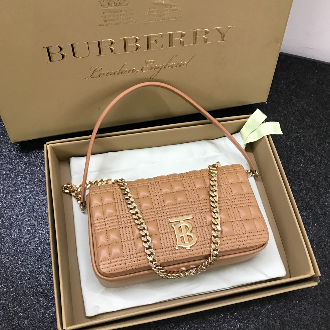 Burberry_Lola_Chain_Bag-